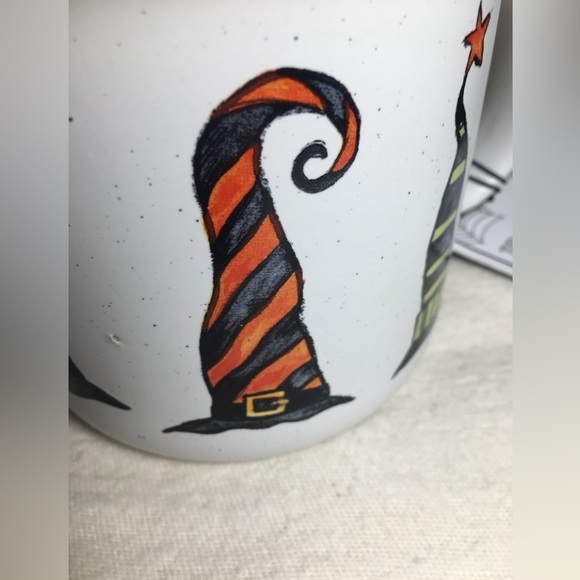 Halloween “Off-Duty Witch” Hats Coffee Mug Cobwebs & Cauldrons  22 Oz Plaid NEW - Picture 8 of 13